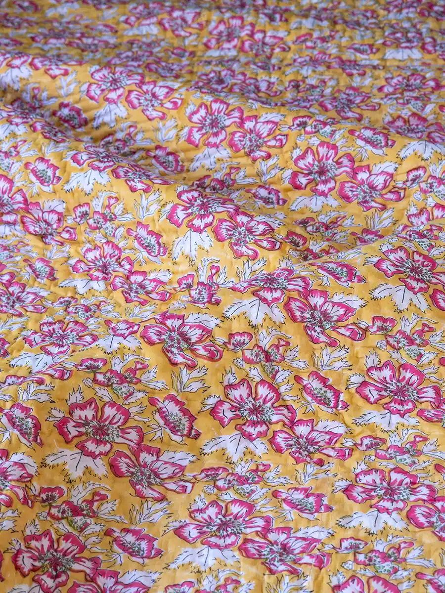 Gulraaz Bagh Muslin Razai