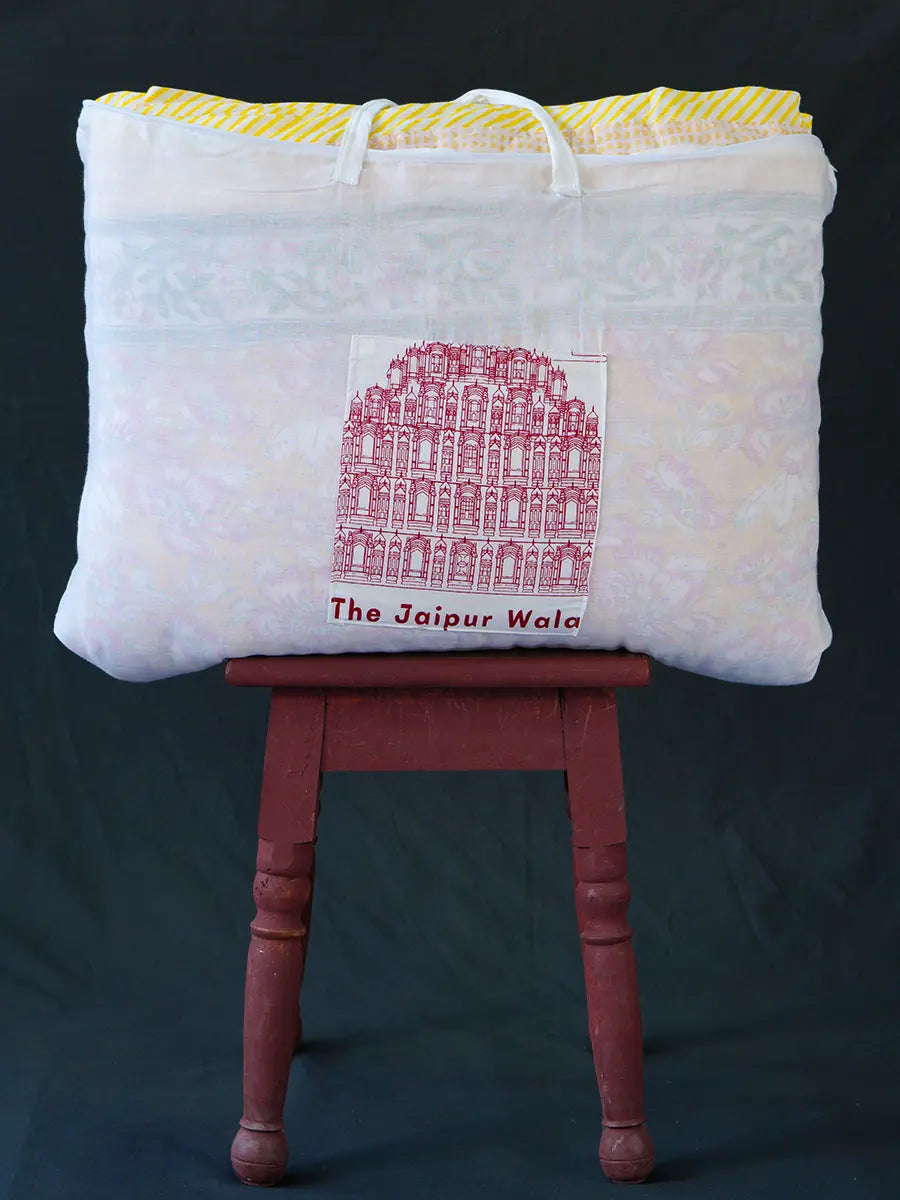 Gulraaz Bagh Muslin Razai