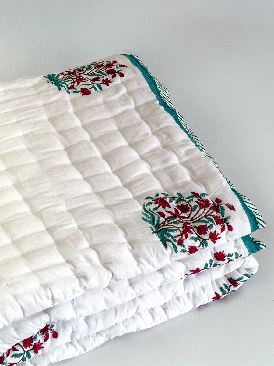 Winter Special Muslin Quilt - Calla