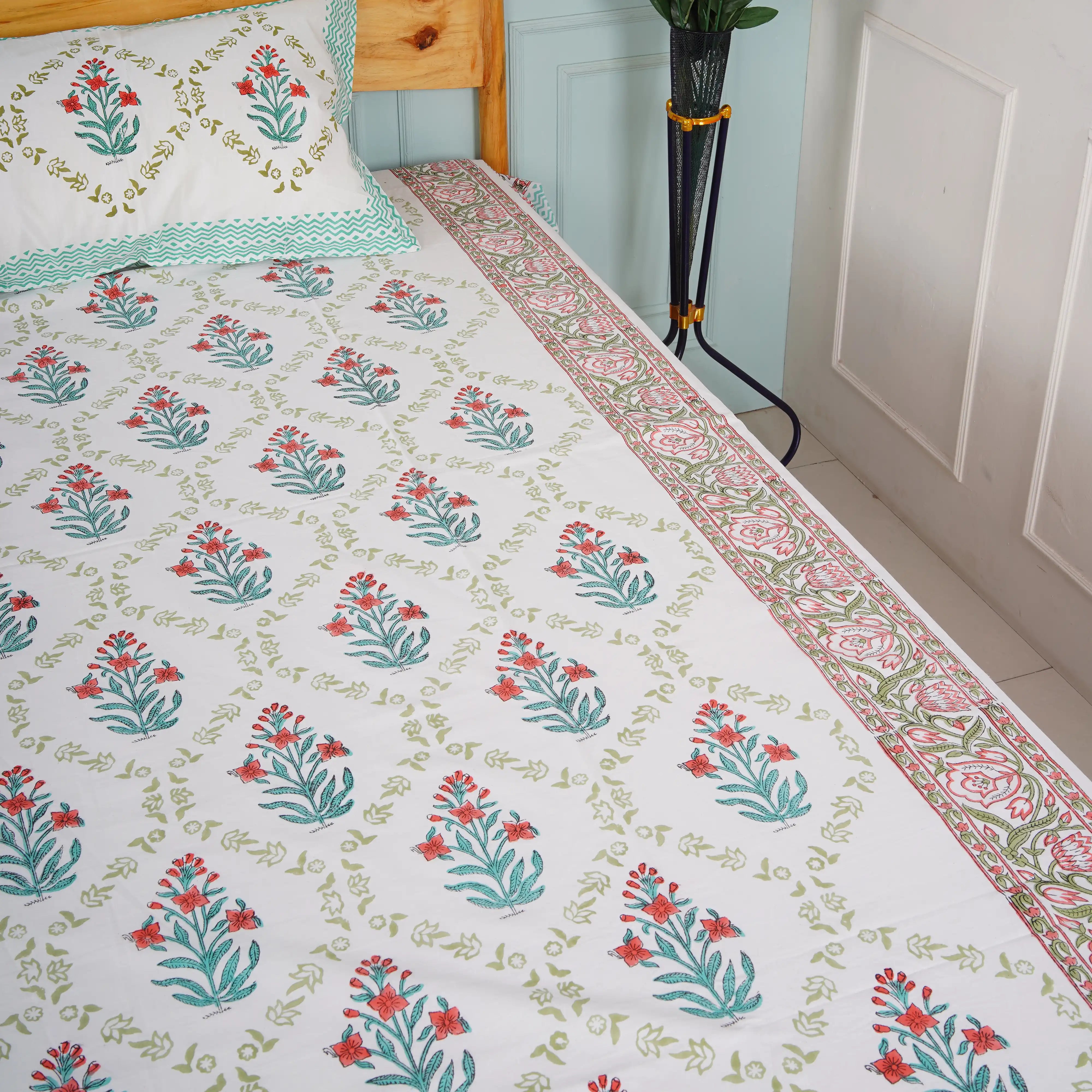 Flowers in Jaal Hand Block Cotton Bedsheet Set