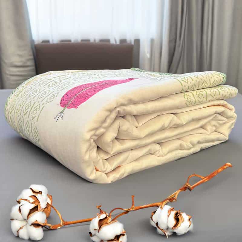 Why mulmul cotton dohar AC blankets are the best choice for all season use