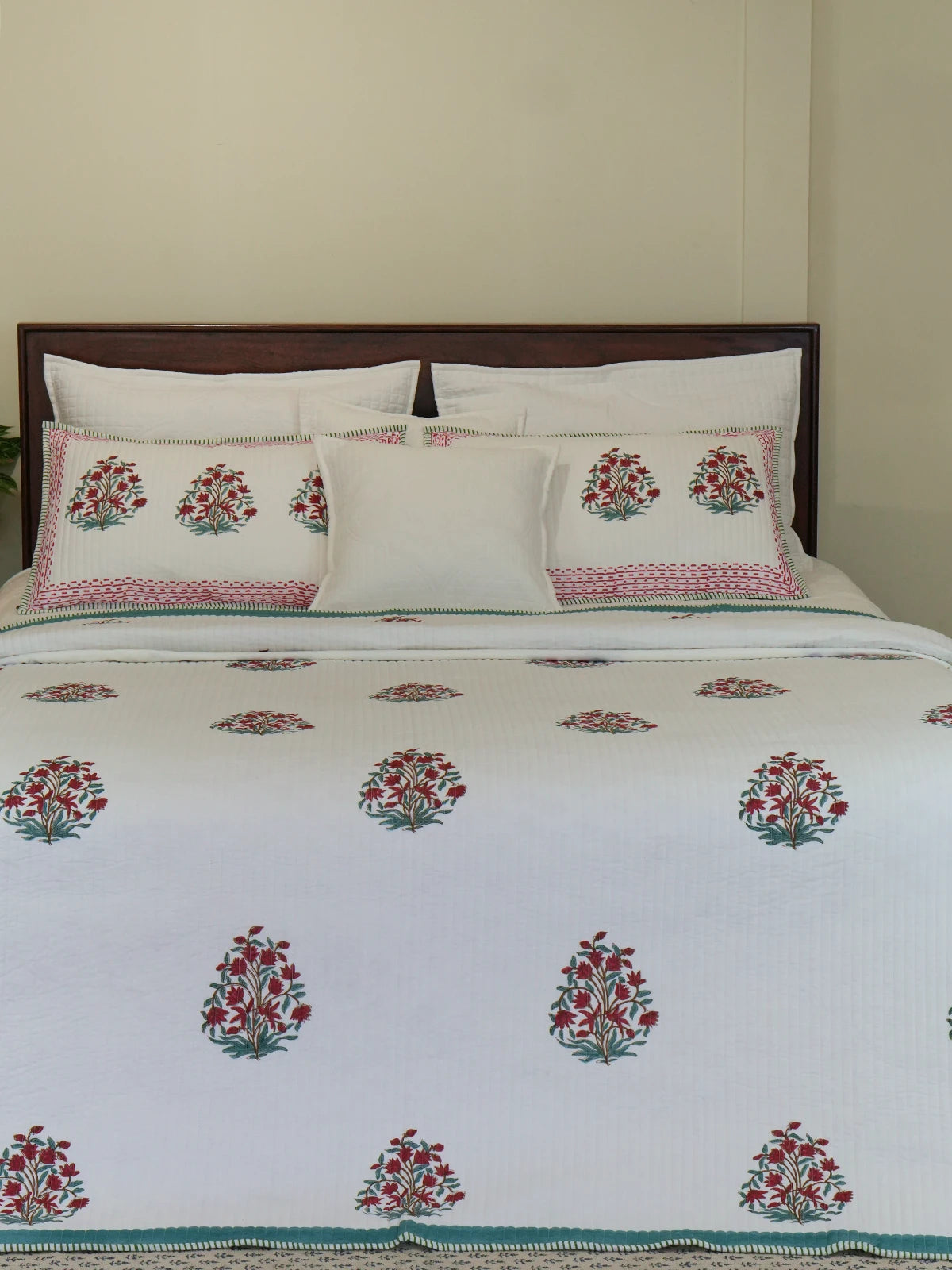 Calla Cotton Bedspread